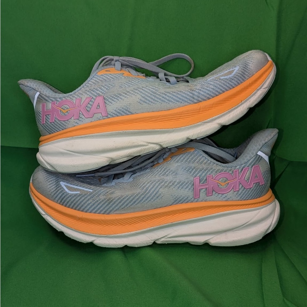 Hoka Clifton 9 running shoes Airy blue ice water. Women’s size 6.5 B. Preowned.